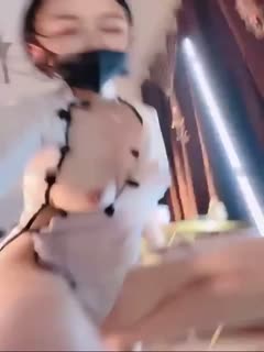 芭蕾女神深夜直播！自慰高潮狂喷淫水